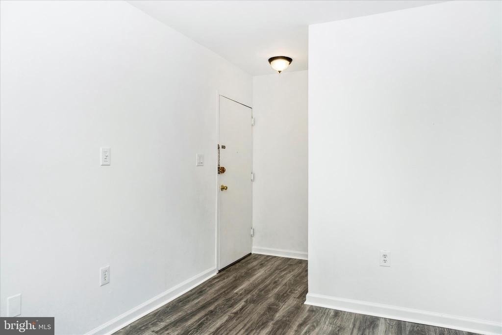 12202 Braxfield Court - Photo 3