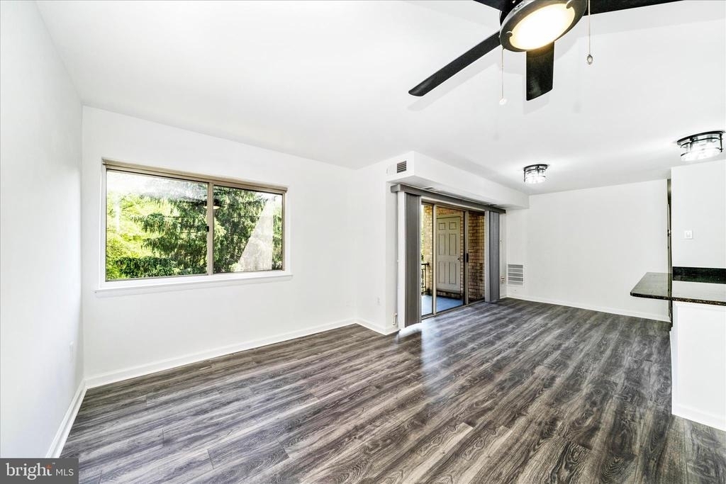 12202 Braxfield Court - Photo 10