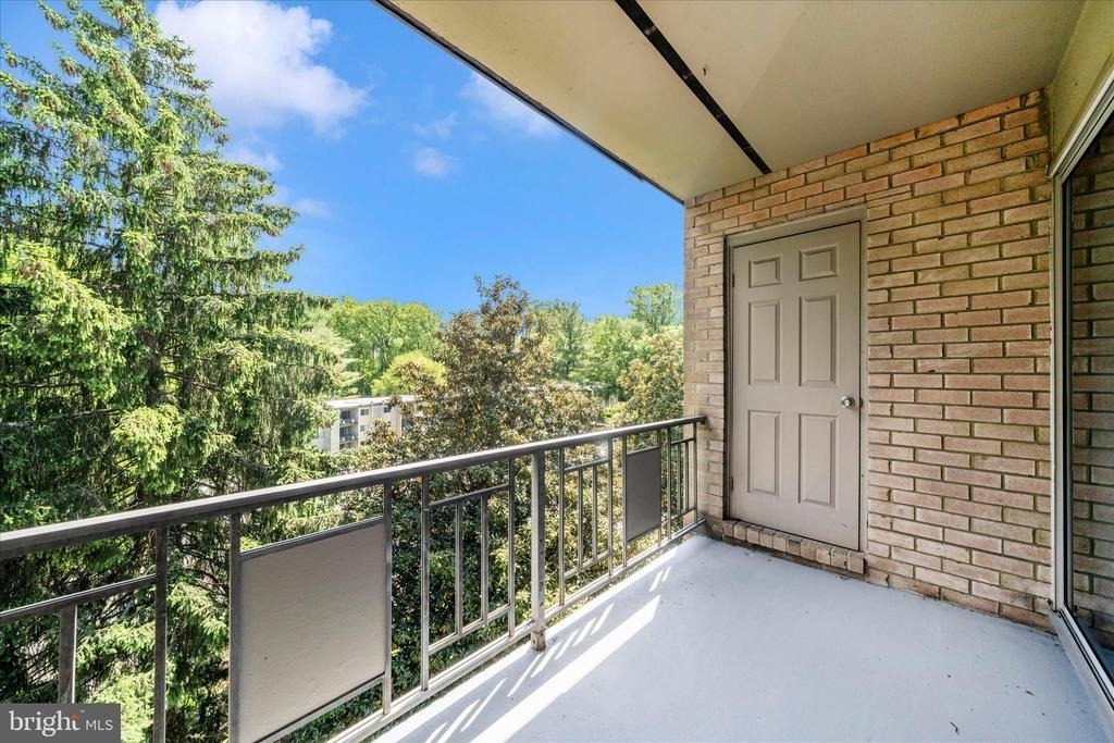12202 Braxfield Court - Photo 40
