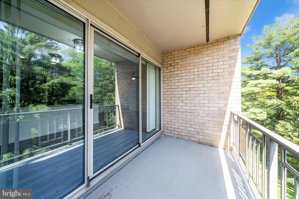 12202 Braxfield Court - Photo 39
