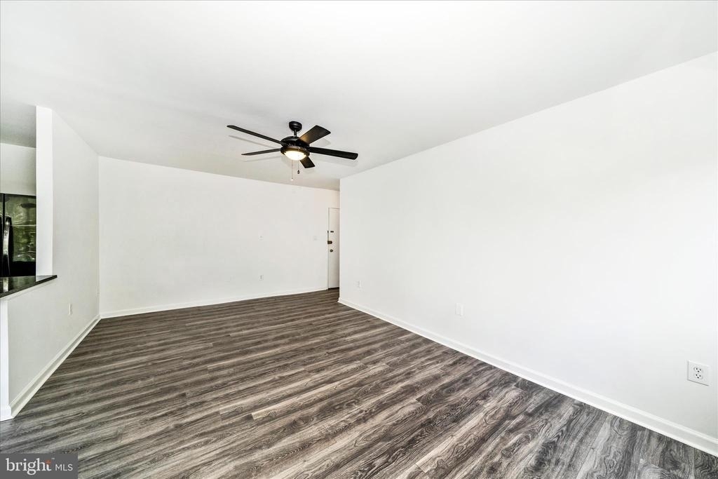 12202 Braxfield Court - Photo 7