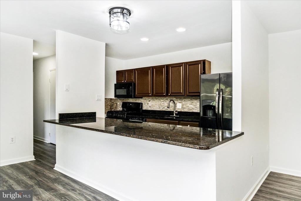 12202 Braxfield Court - Photo 16