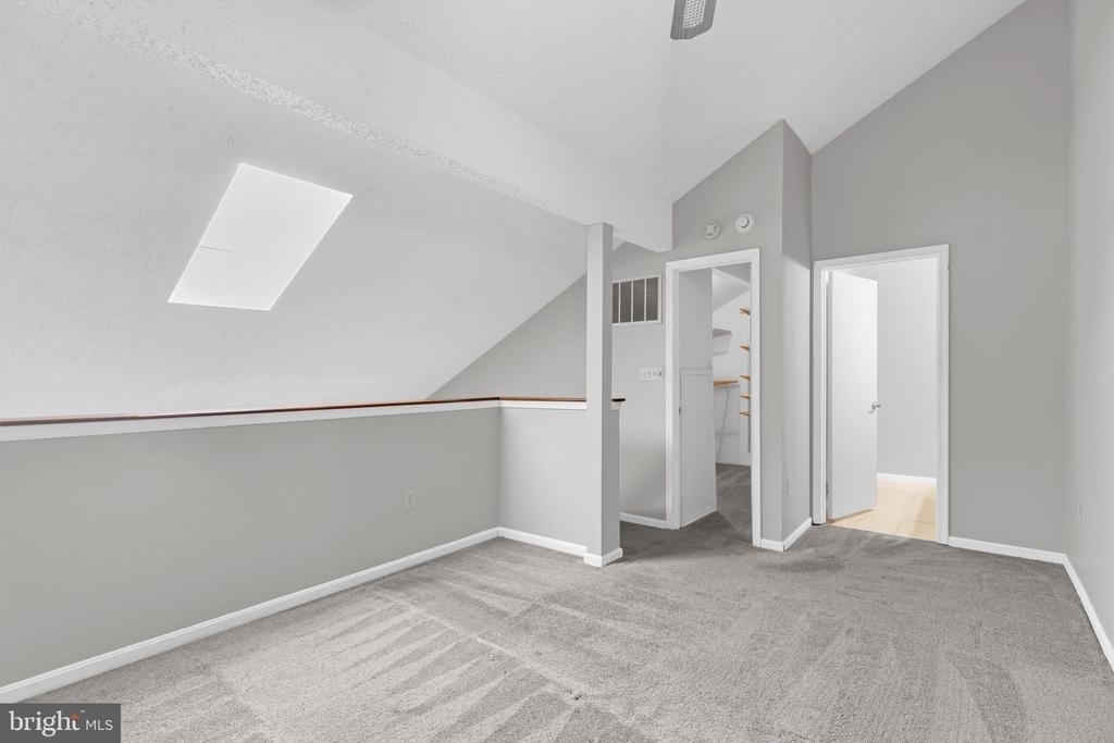 1639 Carriage House Terrace - Photo 10