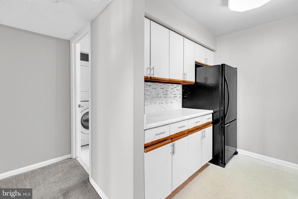 1639 Carriage House Terrace - Photo 3