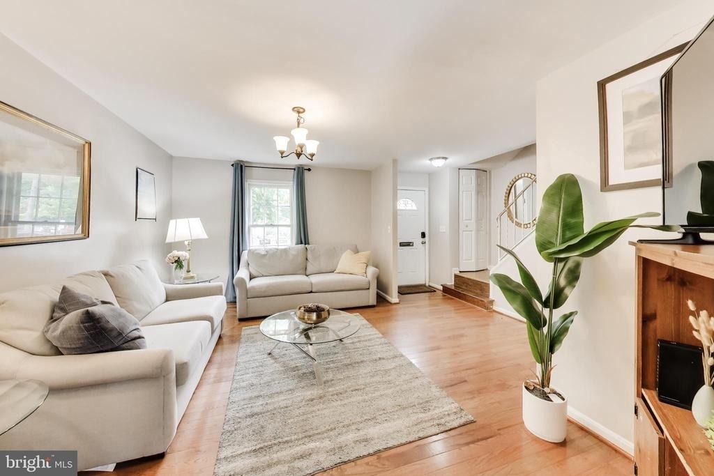 10075 Maple Leaf Drive - Photo 1
