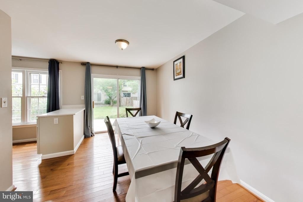 10075 Maple Leaf Drive - Photo 2