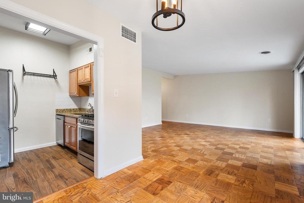 10428 Rockville Pik - Photo 5
