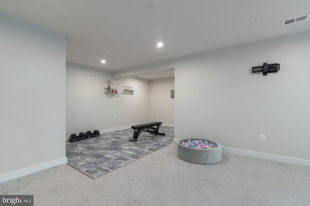 405 Potomac View Parkway - Photo 38
