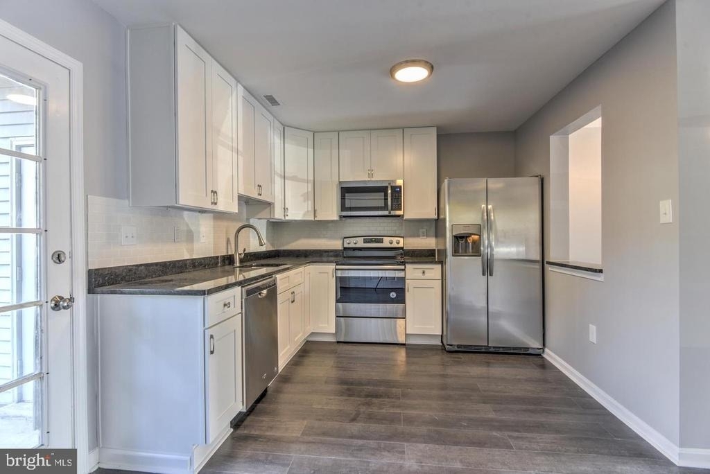 3279 Westdale Court - Photo 19