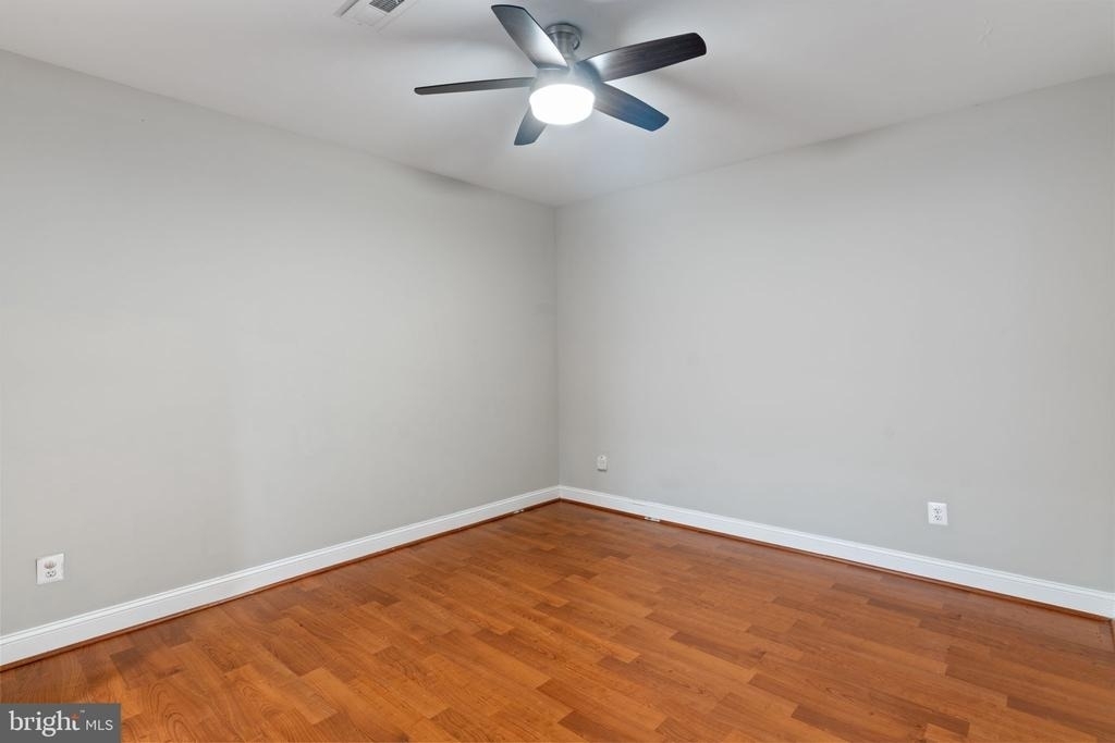 7495 Cavalcade Drive - Photo 32
