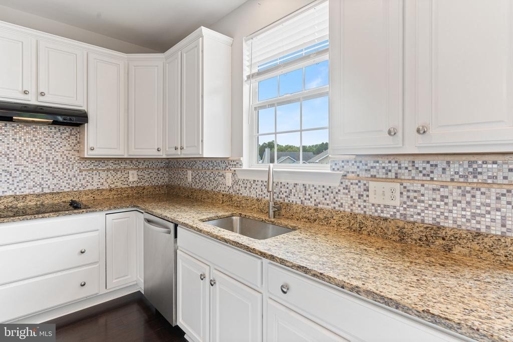 7495 Cavalcade Drive - Photo 15