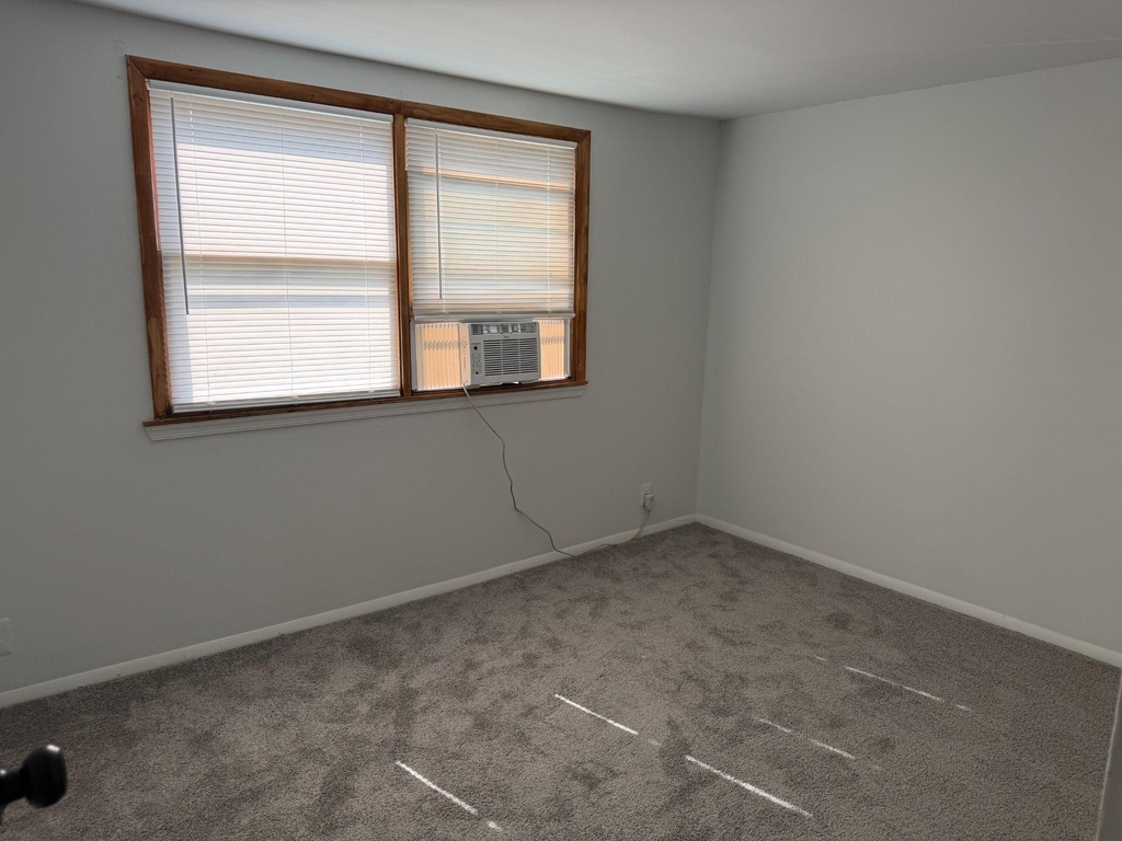3043 Freeway Freeway - Photo 4