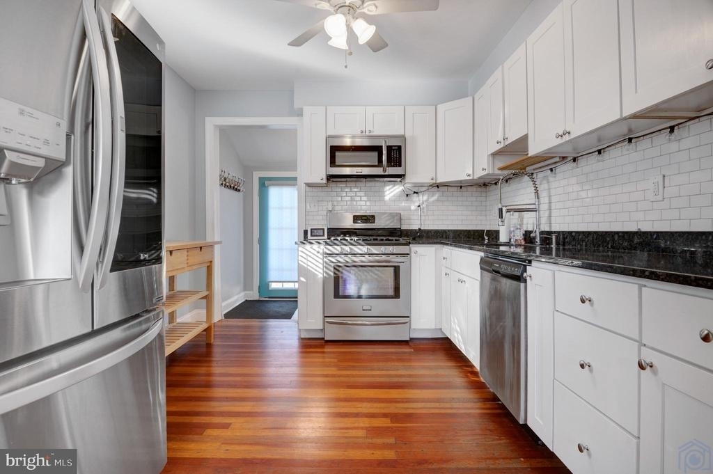 1202 President Street - Photo 0