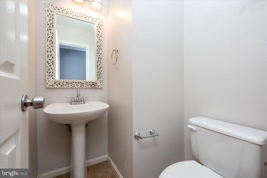 2209 Commissary Circle - Photo 29