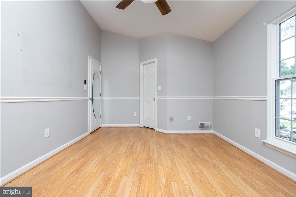 2209 Commissary Circle - Photo 18