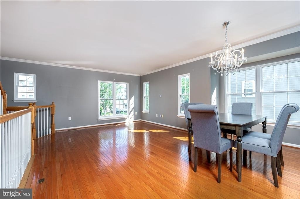 2209 Commissary Circle - Photo 5