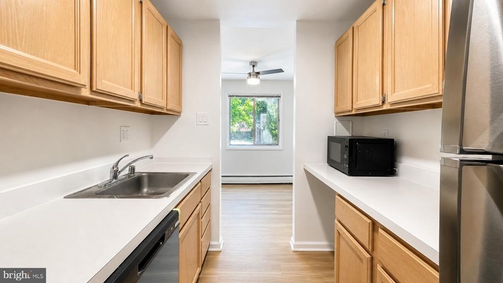 4465 Macarthur Boulevard Nw - Photo 9