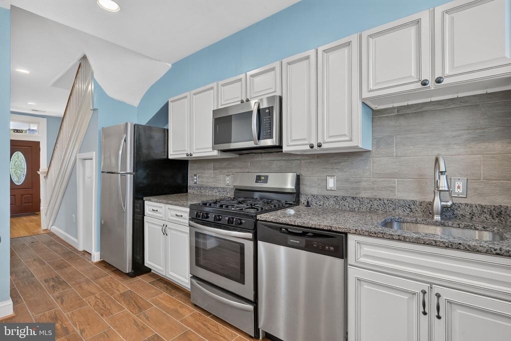 635 Kenyon Street Nw - Photo 14