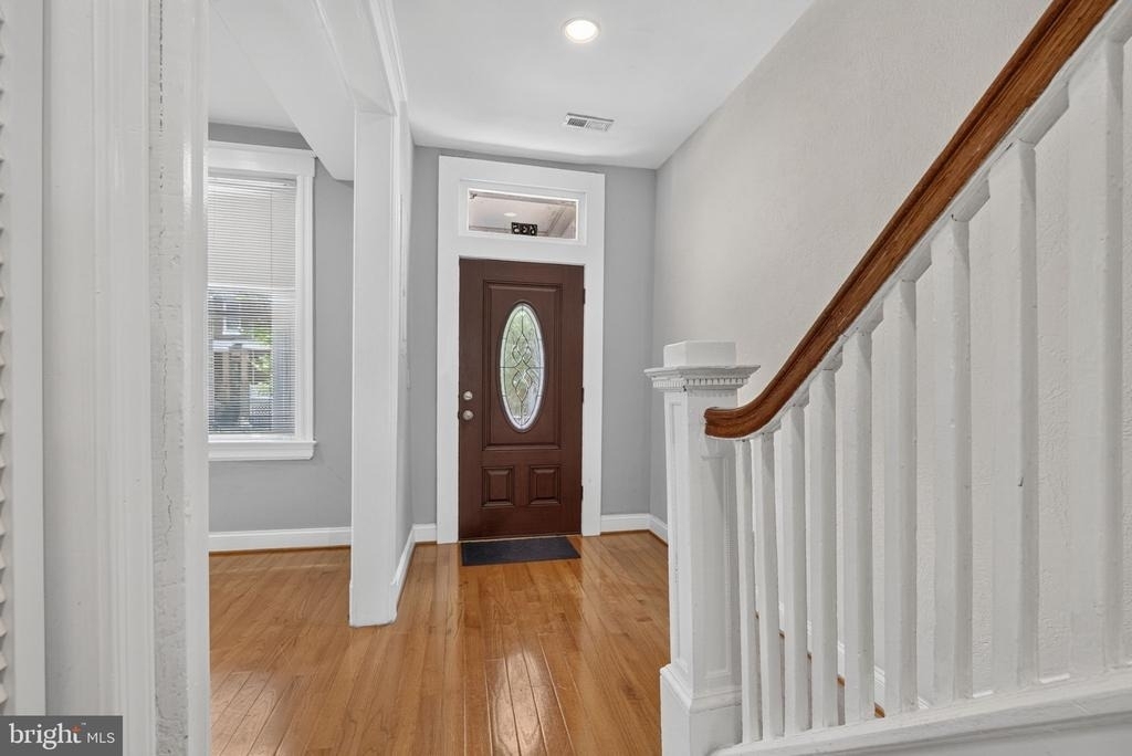 635 Kenyon Street Nw - Photo 5