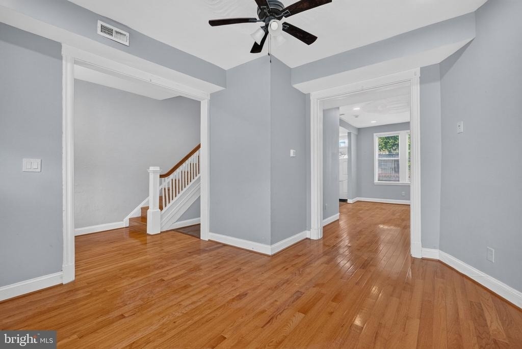 635 Kenyon Street Nw - Photo 9