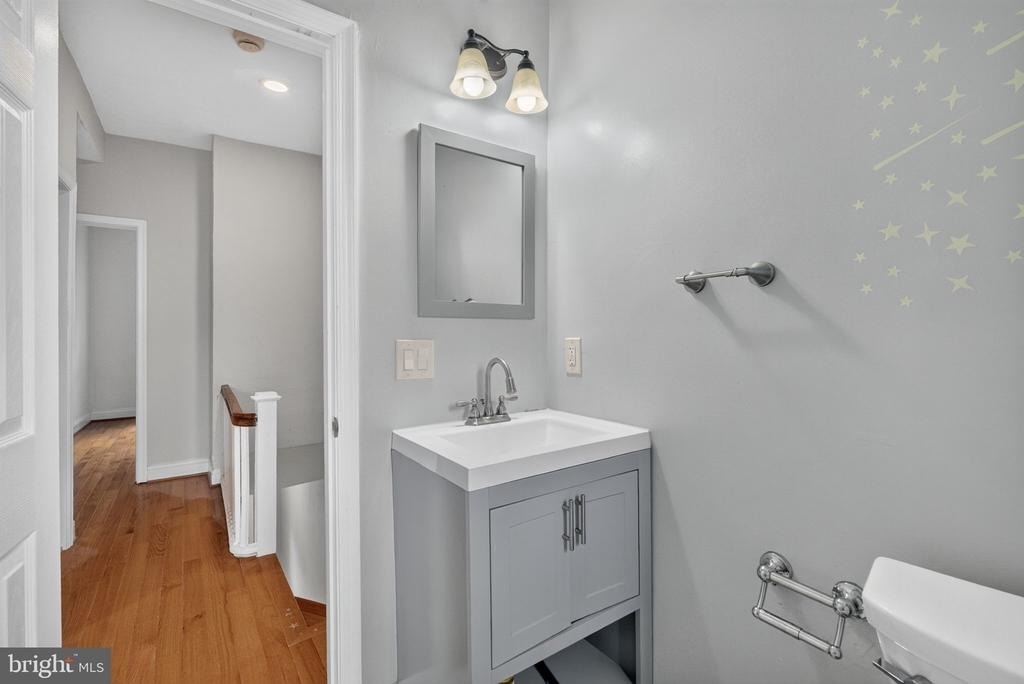 635 Kenyon Street Nw - Photo 20