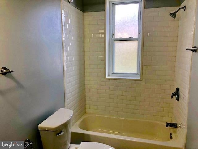 635 Kenyon Street Nw - Photo 11