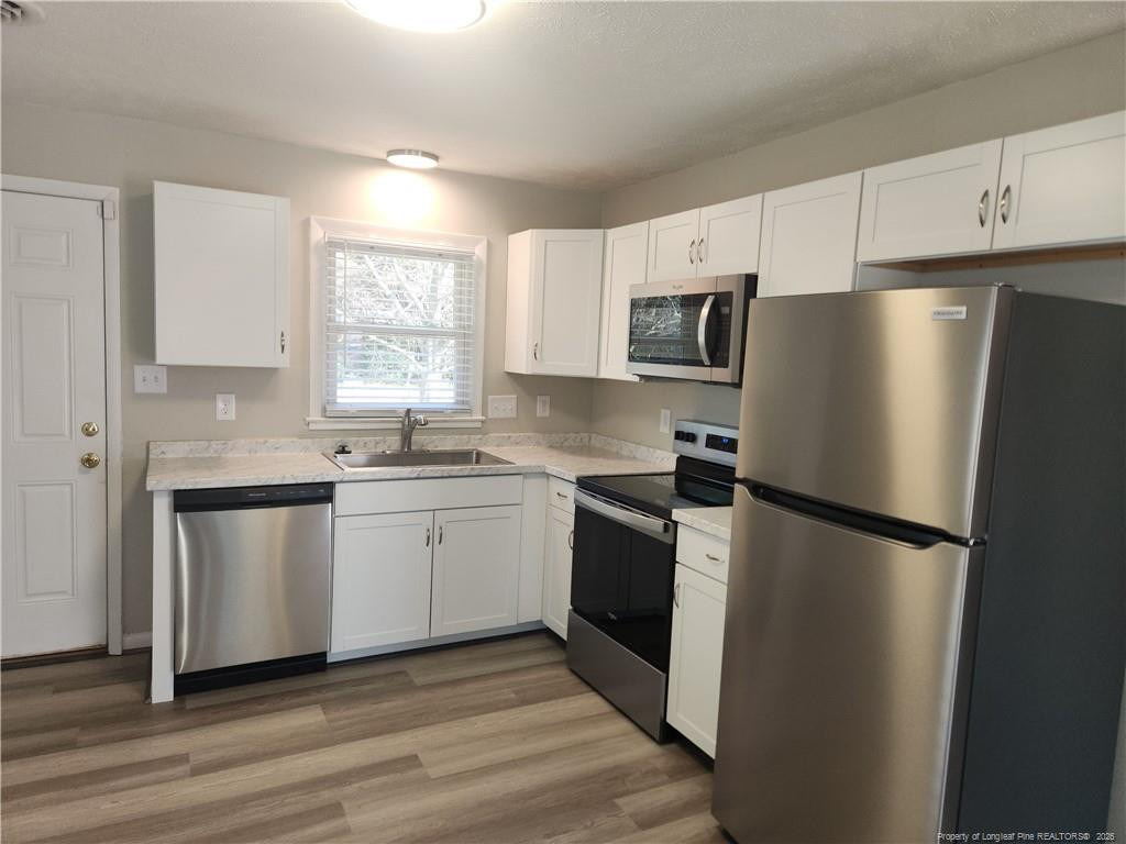 417 Windemere Drive - Photo 3