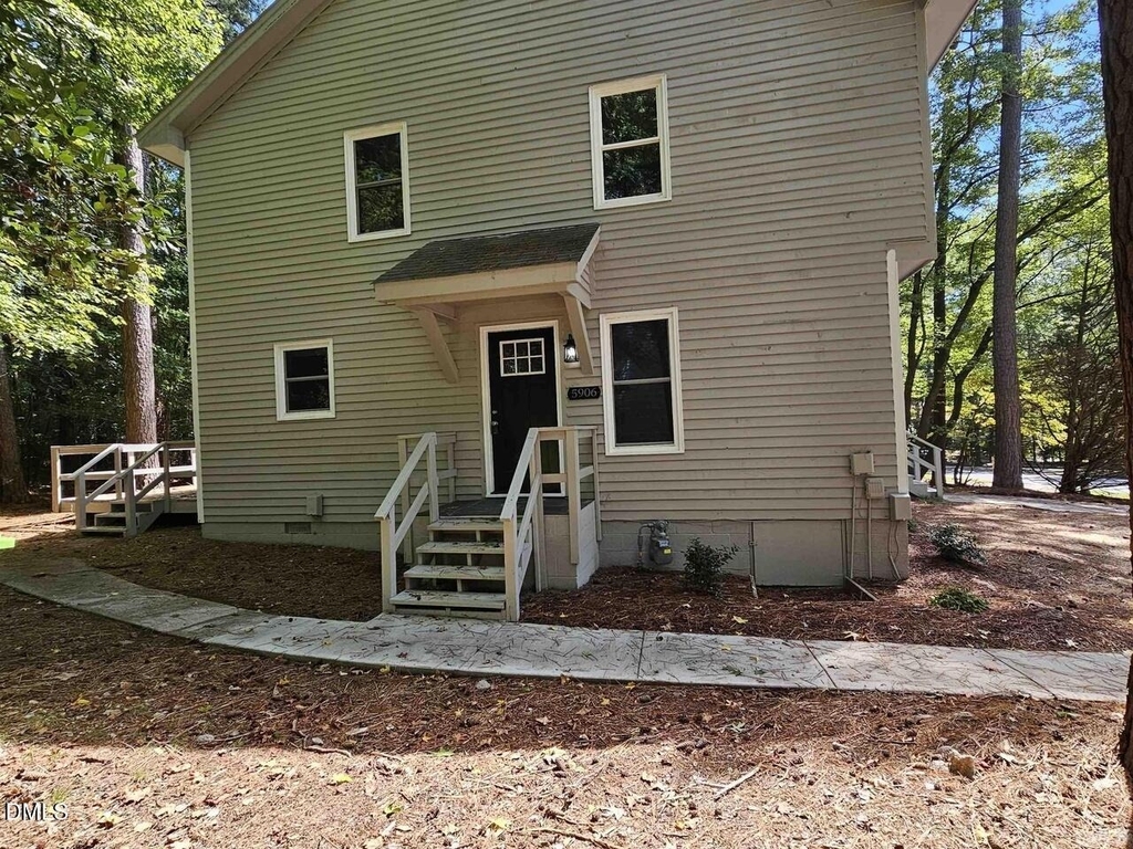 5906 Applewood Lane - Photo 10