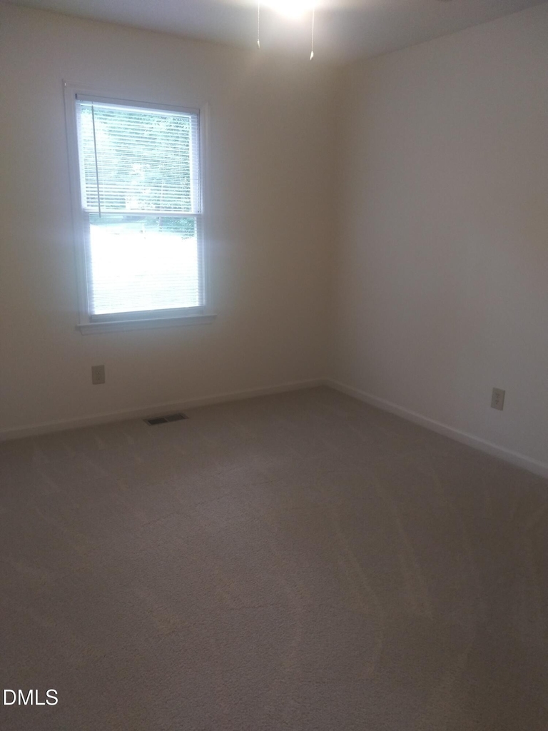 1506 Mc Donald Avenue - Photo 4