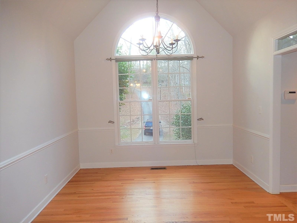 6610 Lipscomb Drive - Photo 6