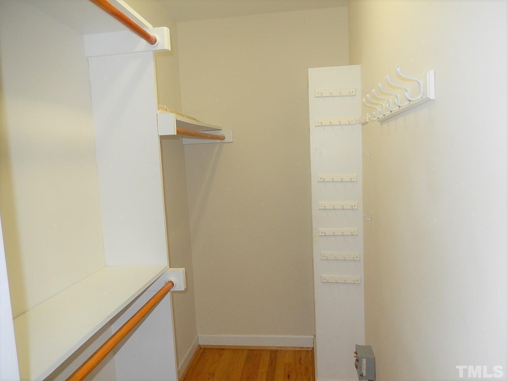 6610 Lipscomb Drive - Photo 17