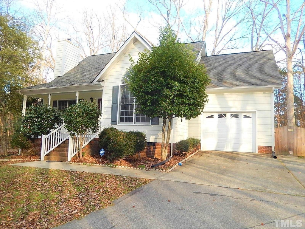 6610 Lipscomb Drive - Photo 0
