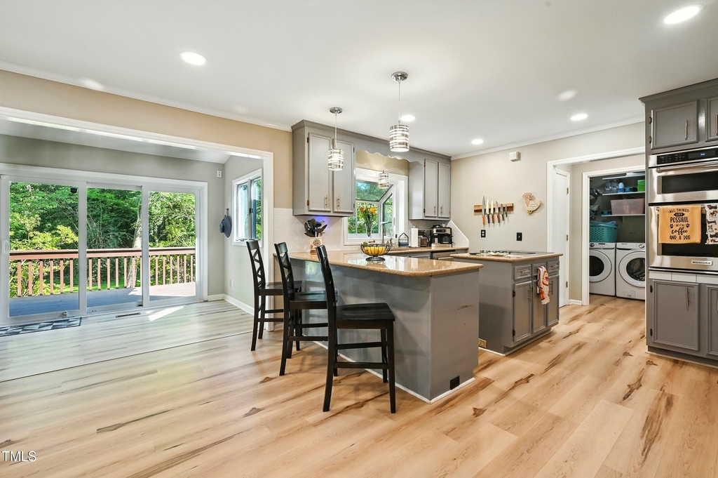 4002 Westfield Drive - Photo 4