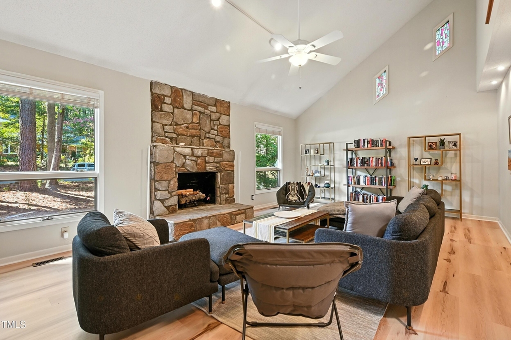 4002 Westfield Drive - Photo 14