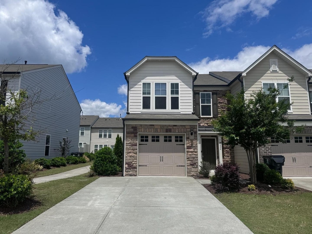 1024 Laceflower Drive - Photo 1