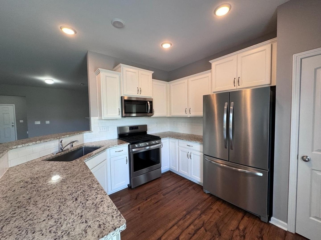 1024 Laceflower Drive - Photo 9
