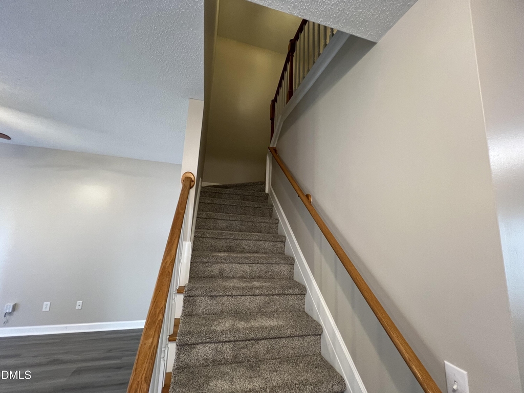 7706 Astoria Place - Photo 15