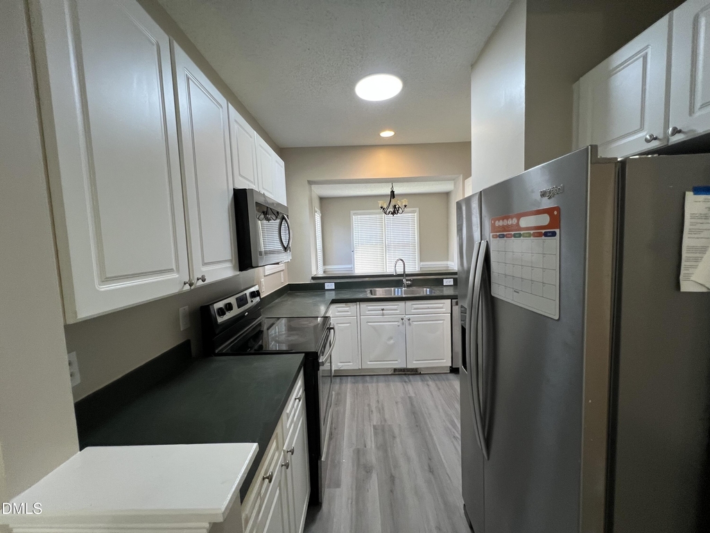 7706 Astoria Place - Photo 5