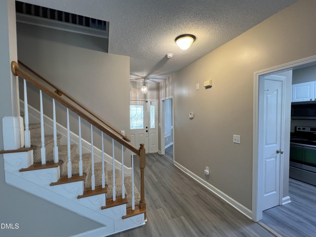 7706 Astoria Place - Photo 2