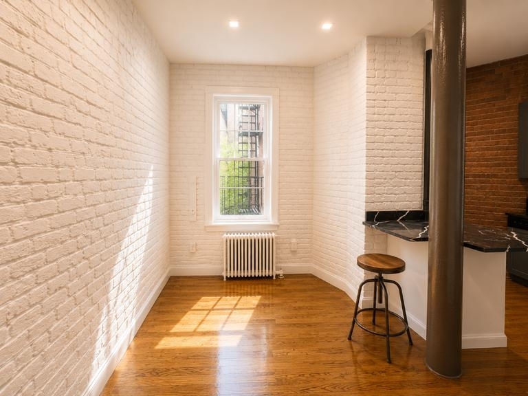 Copy of 57 Thompson Street, Unit 1b - Photo 2