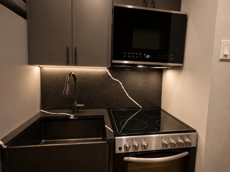 Copy of 57 Thompson Street, Unit 1b - Photo 11