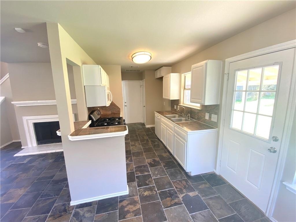 6417 Orange Blossom Way - Photo 3
