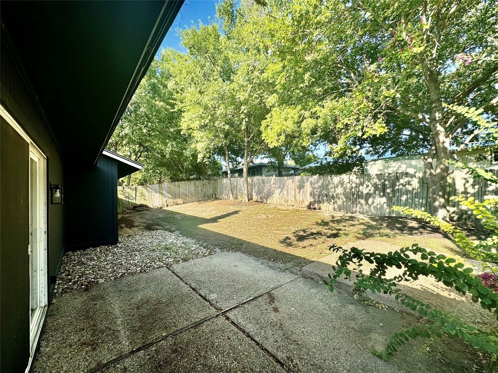 9506 Stonebridge Dr - Photo 15