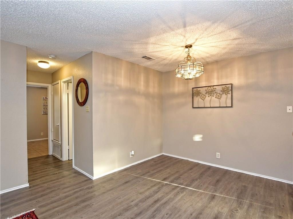 5401 Spring Meadow Rd - Photo 5