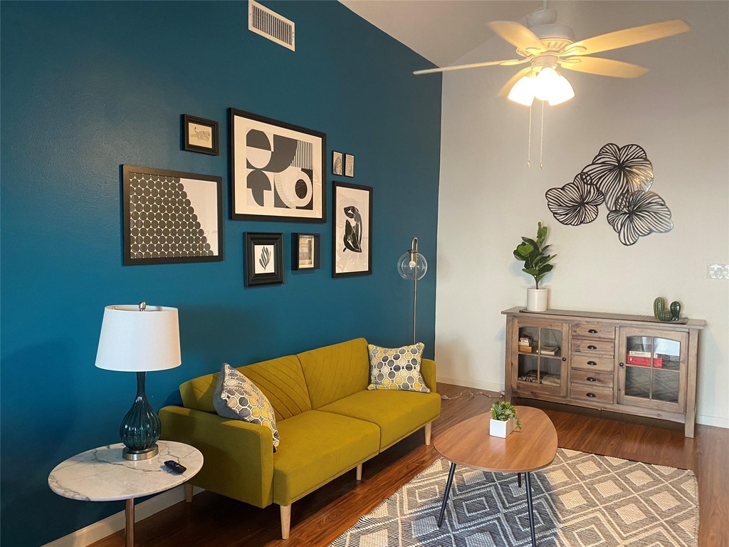 5405 Brompton Cir - Photo 1