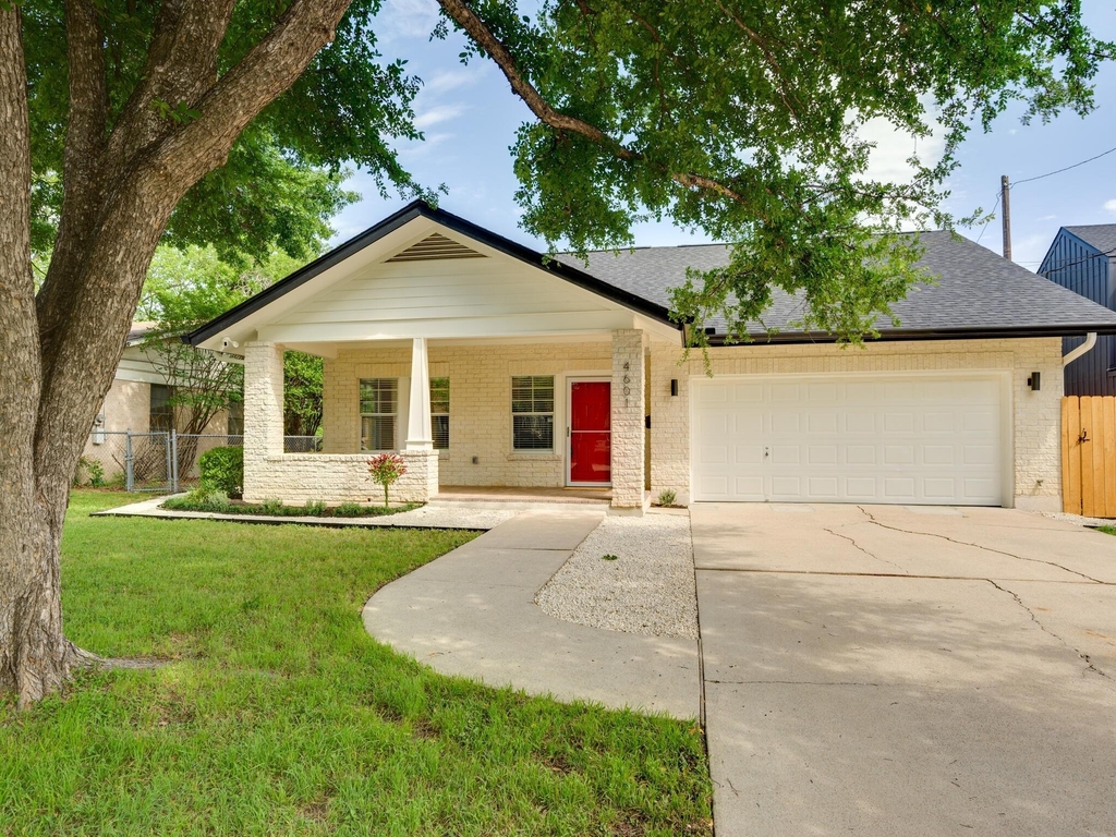 4601 Eilers Ave - Photo 0