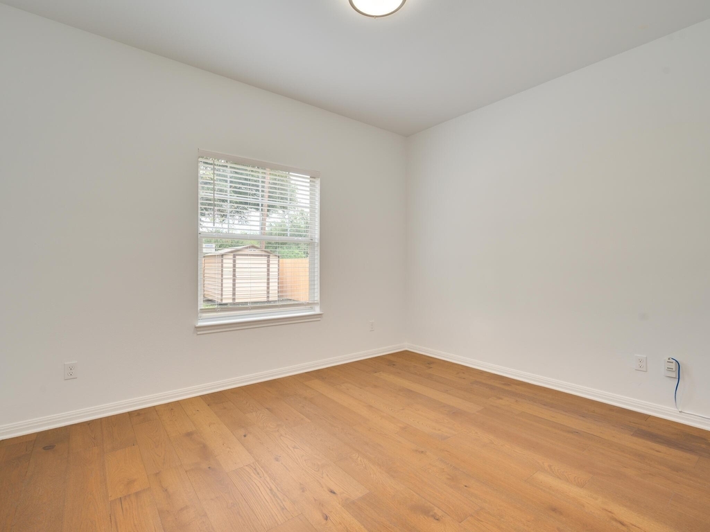 4601 Eilers Ave - Photo 16