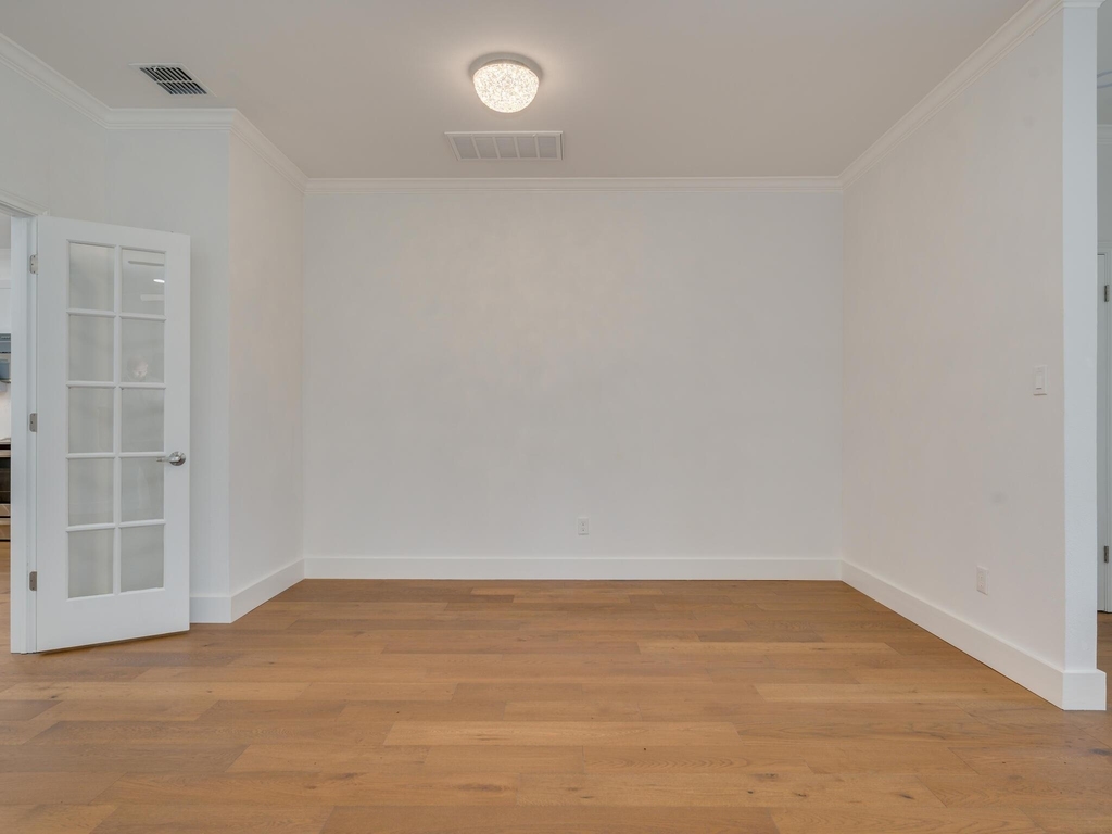 4601 Eilers Ave - Photo 13