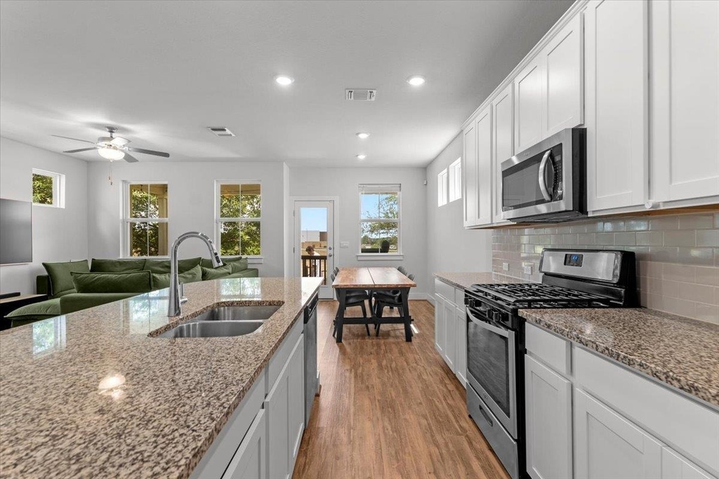 7106 Silver Star Ln - Photo 5
