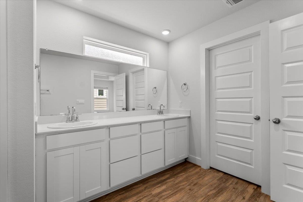 7106 Silver Star Ln - Photo 25
